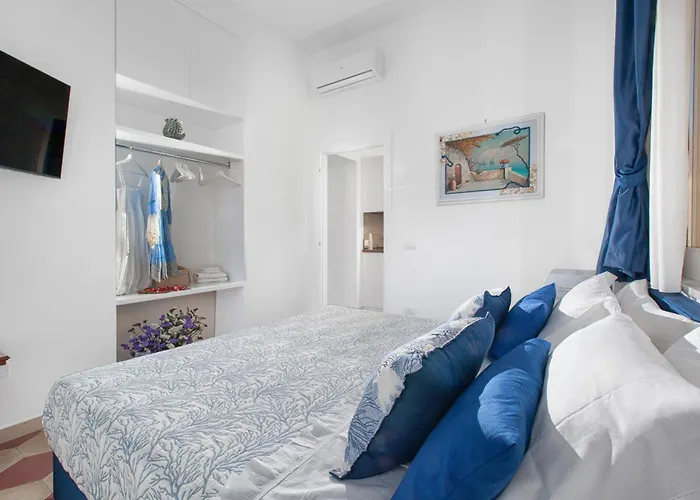 Shine House Feriehus